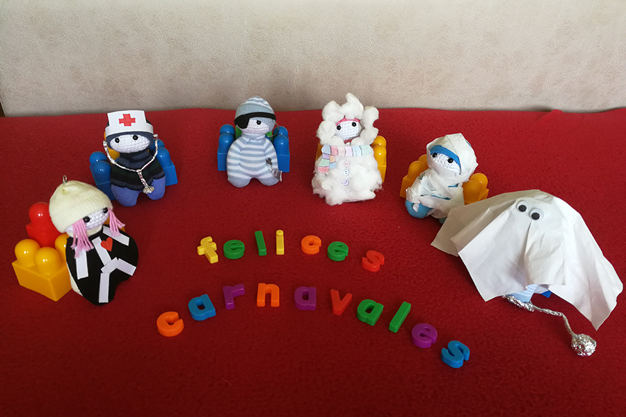 Los sachetines celebran el carnaval