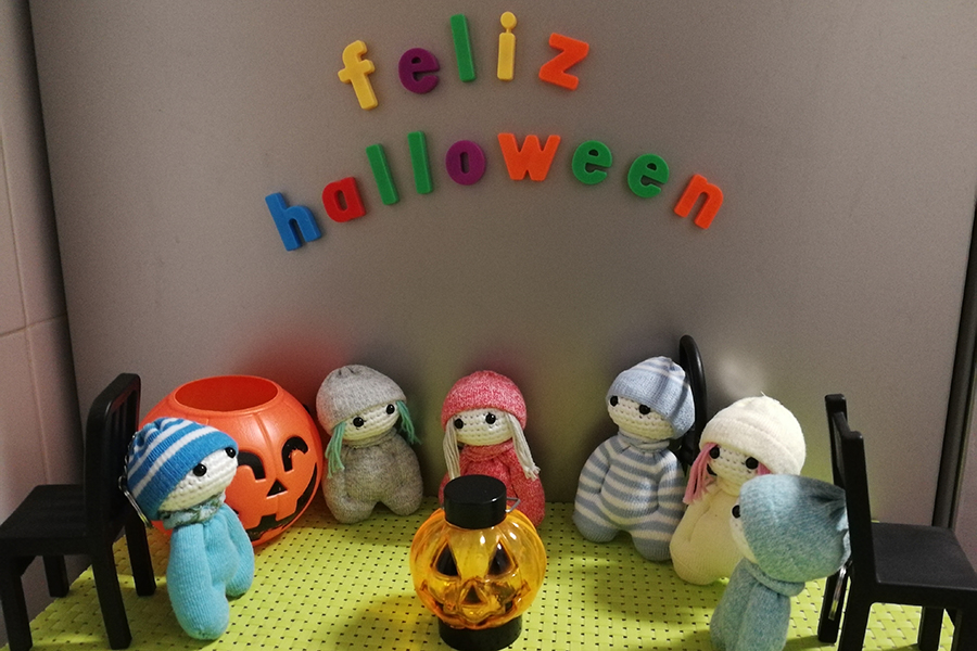 Los sachetines te desean Feliz Halloween
