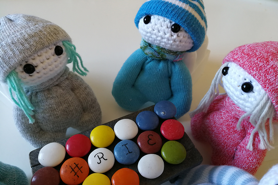 sachetines-muñeco-handmade-juntos